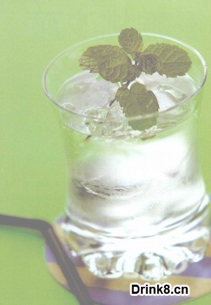 ���׼�β�� Gimlet Cocktail