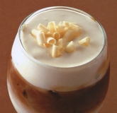 ��ɫ���˱����� Iced White Chocolate Coffee