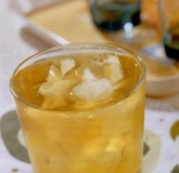 ��ʾ����ʲݲ� Chamomile and Lemon-Grass Tea