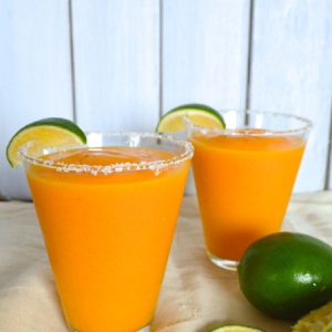 ����������â��������� Frozen White Peach Mango Margaritas